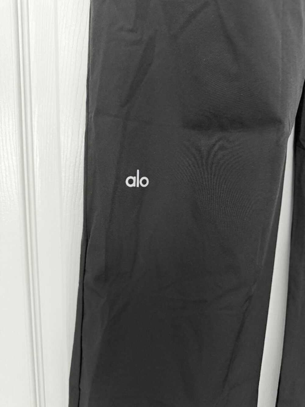 Alo Yoga Black Suit Up Pleated Wide-Leg Track Pants Sz S Minimalist Athlesure - Picture 5 of 6